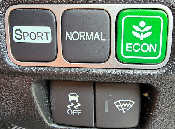 Used Honda Jazz 2013 for sale - 76046845: Photo 13