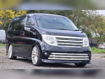 Nissan - Elgrand