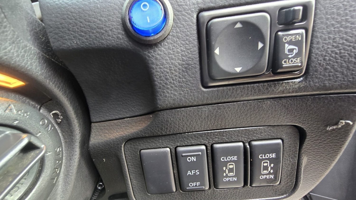 Used Nissan Elgrand for sale - 76232879: Photo 22