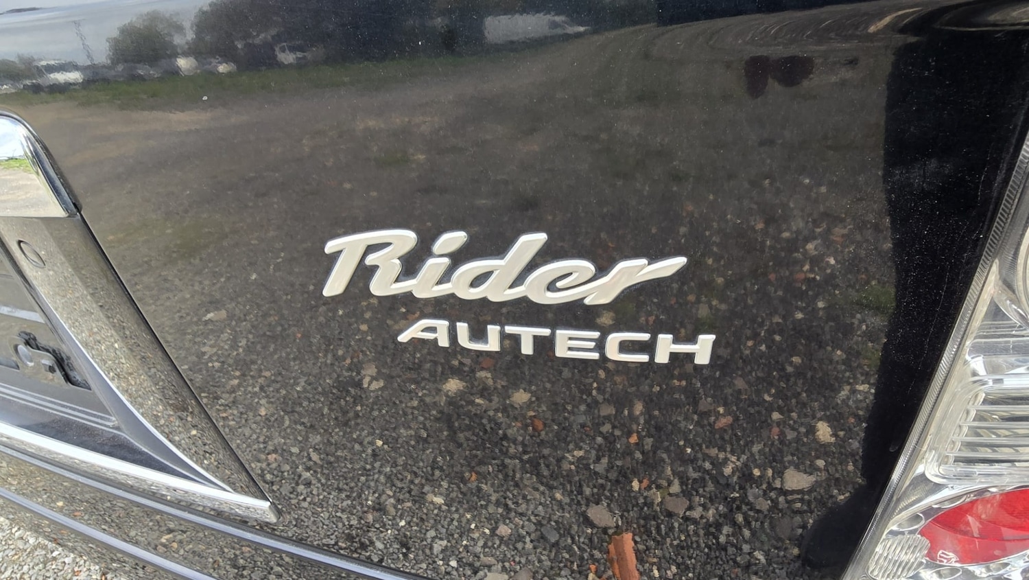 Used Nissan Elgrand for sale - 76232879: Photo 23