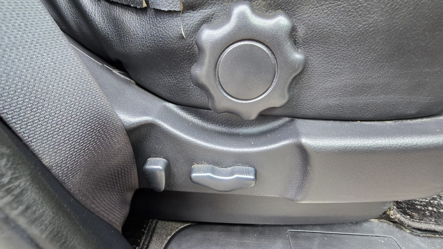 Used Nissan Elgrand for sale - 76232879: Photo 27