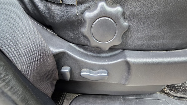 Used Nissan Elgrand for sale - 76232879: Photo 27