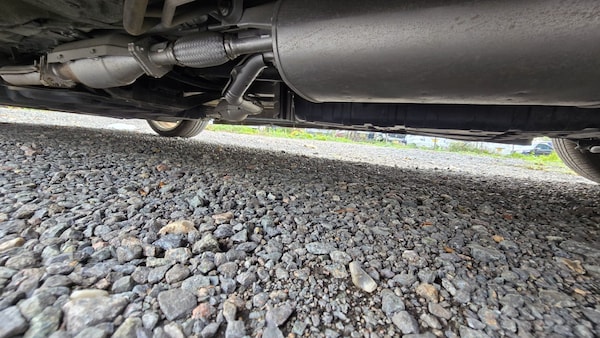 Used Nissan Elgrand for sale - 76232879: Photo 33