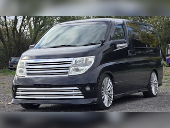 Used Nissan Elgrand for sale - 76232879: Photo 3