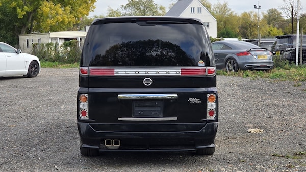 Used Nissan Elgrand for sale - 76232879: Photo 7