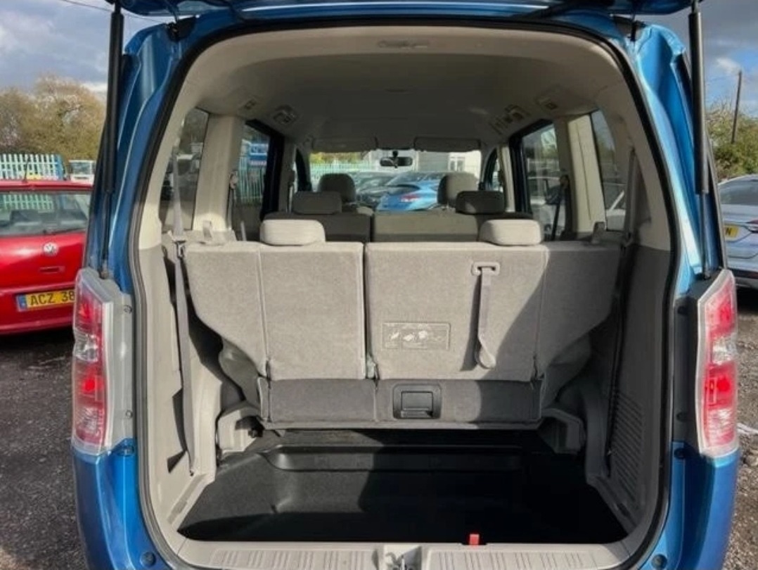 Used Honda Stepwagon for sale - 76035953: Photo 14