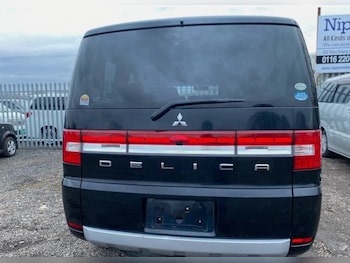 Used Mitsubishi Delica 2011 for sale - 76101851: Photo 4