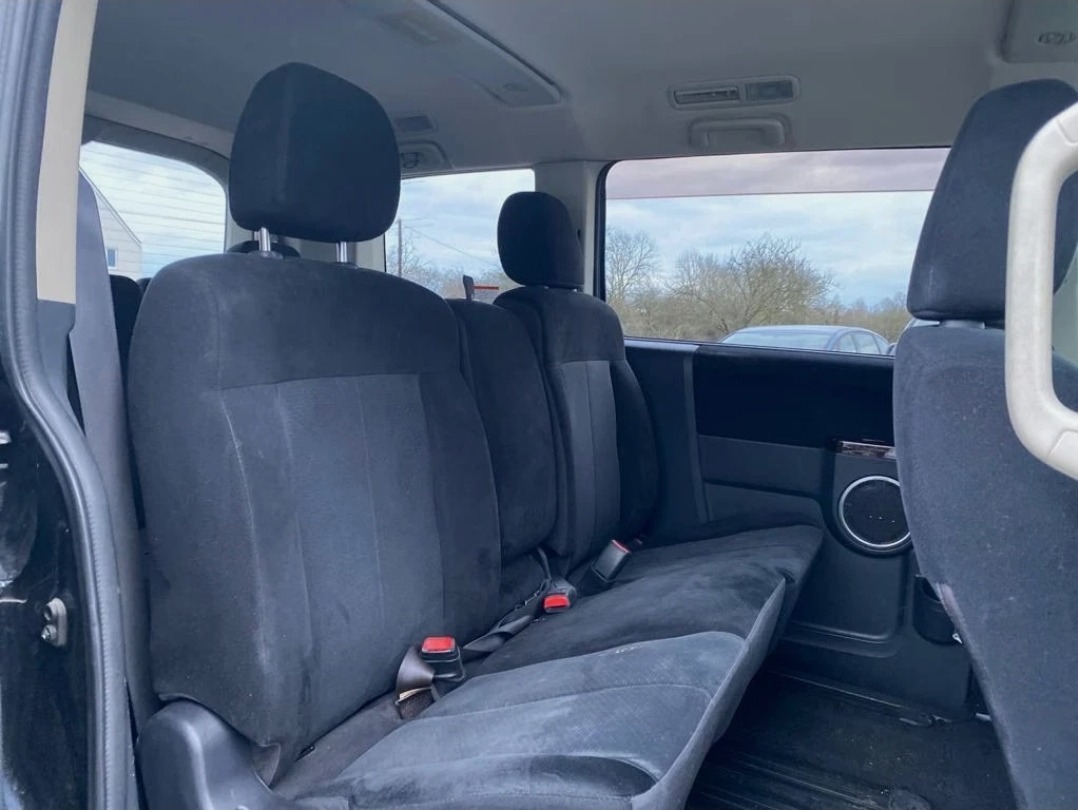 Used Mitsubishi Delica 2011 for sale - 76101851: Photo 8