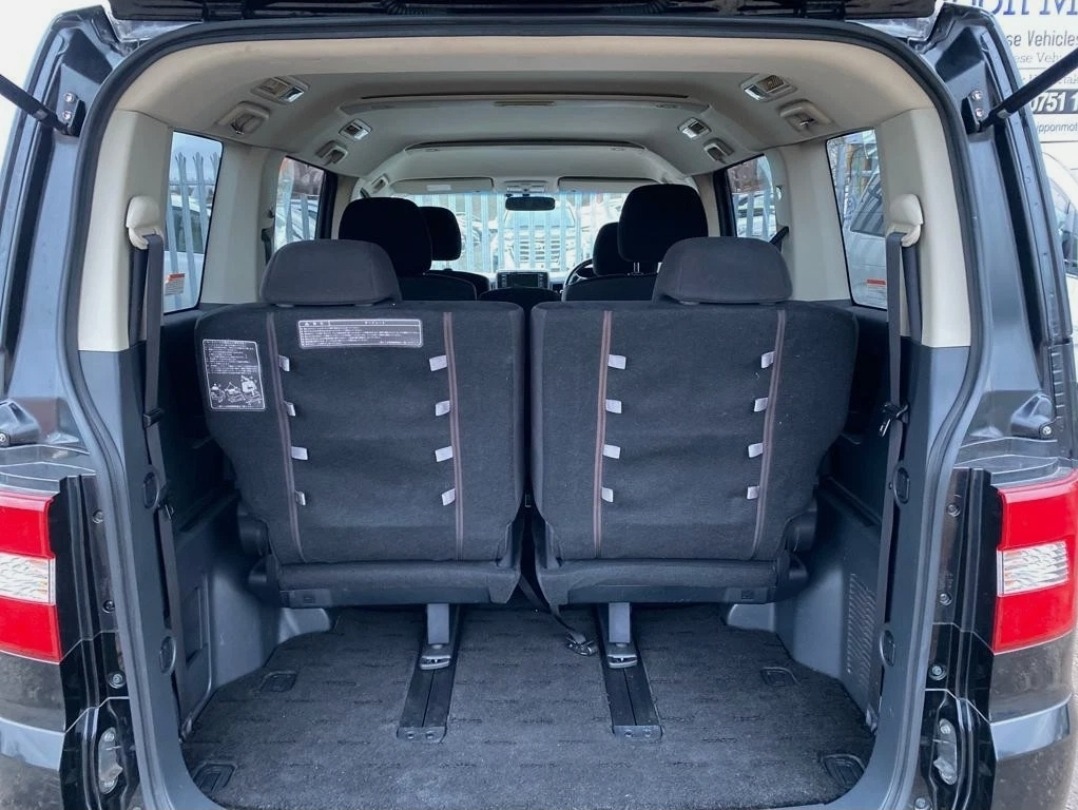 Used Mitsubishi Delica 2011 for sale - 76101851: Photo 9