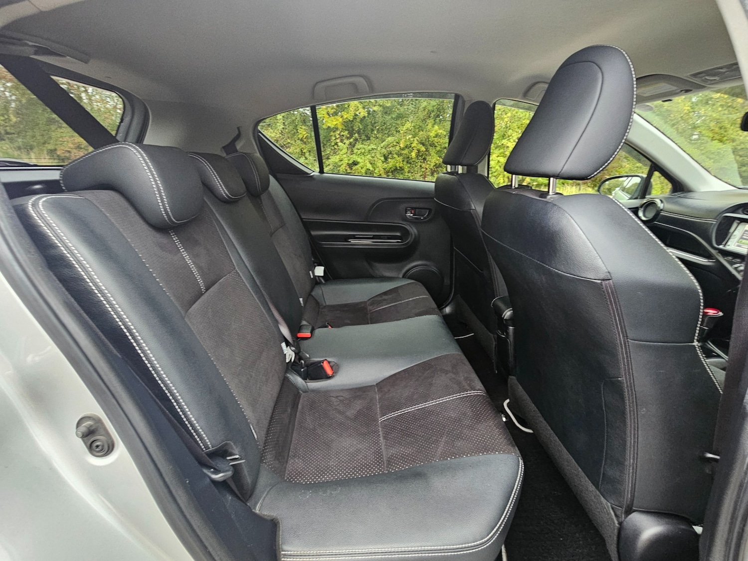 Used Toyota Aqua 2014 for sale - 76289164: Photo 17