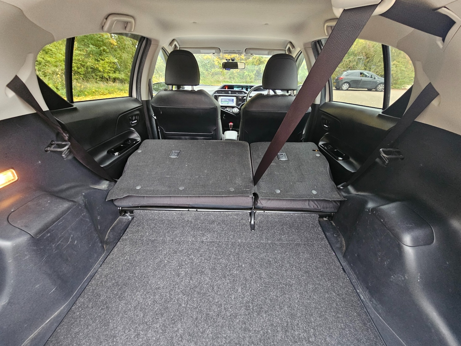 Used Toyota Aqua 2014 for sale - 76289164: Photo 23