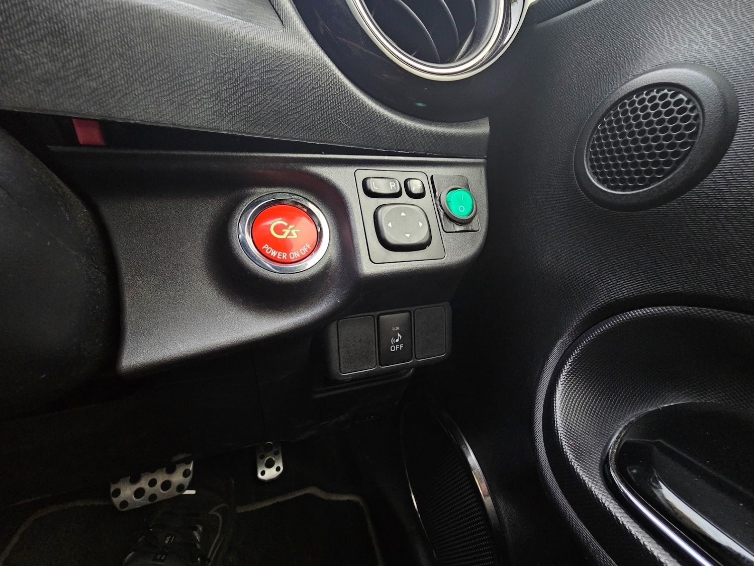 Used Toyota Aqua 2014 for sale - 76289164: Photo 24