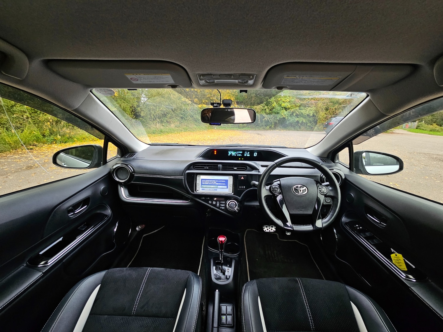 Used Toyota Aqua 2014 for sale - 76289164: Photo 9