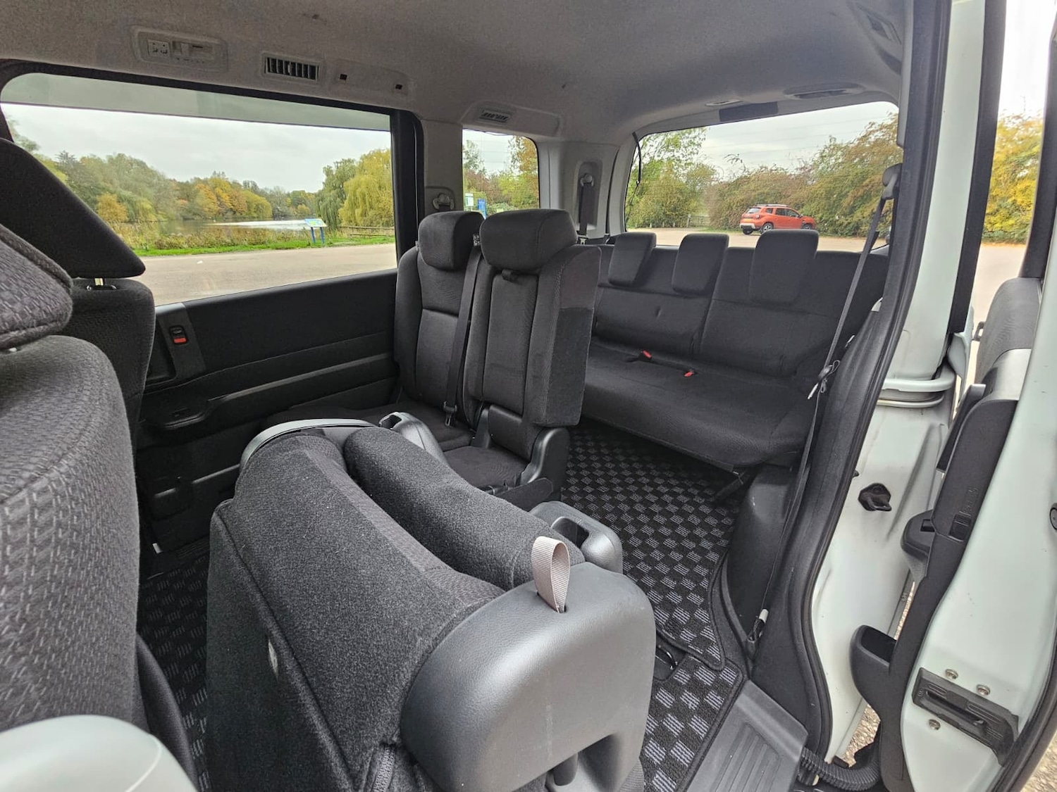 Used Honda Stepwagon 2024 for sale - 76414997: Photo 18