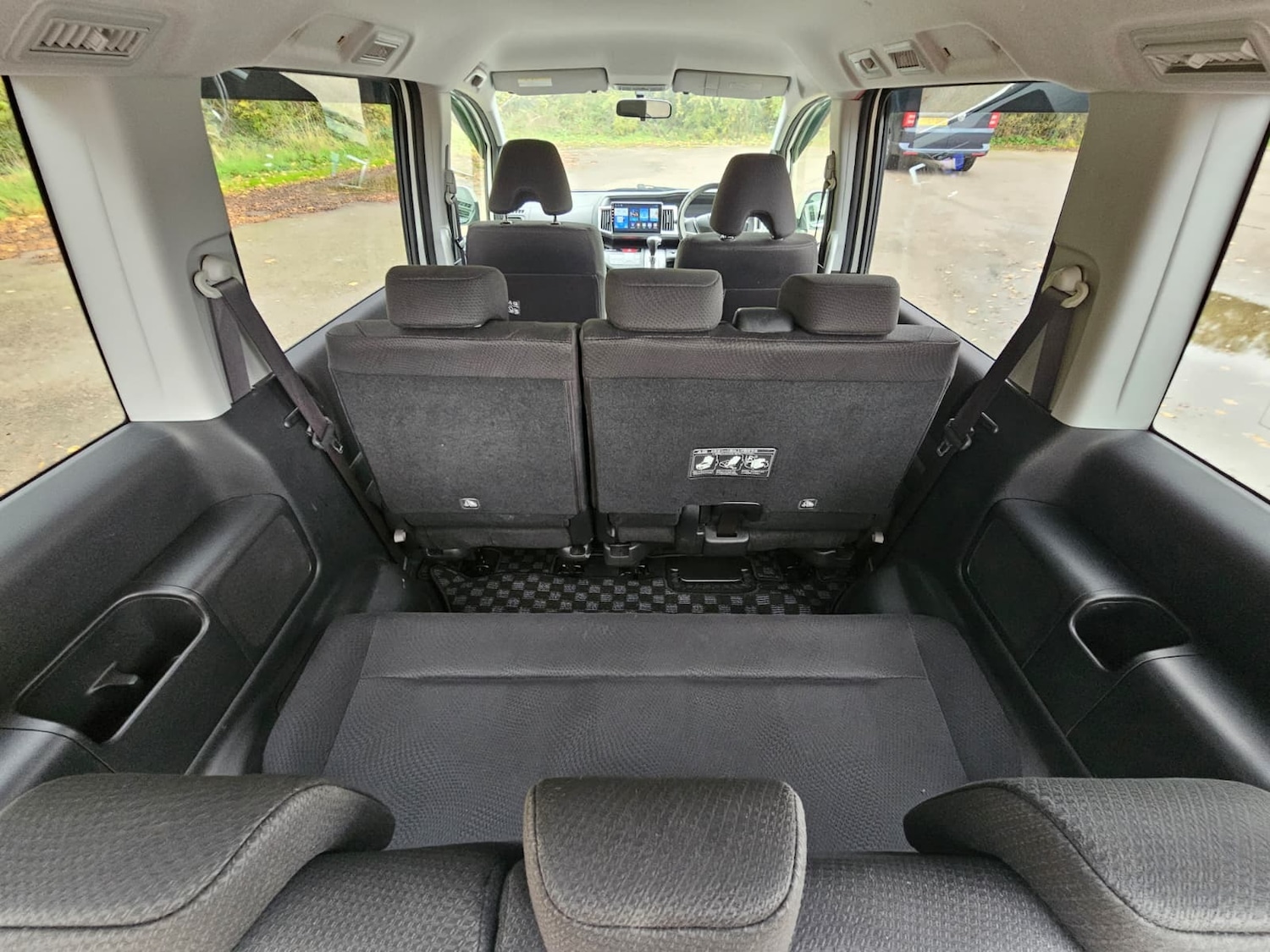 Used Honda Stepwagon 2024 for sale - 76414997: Photo 27