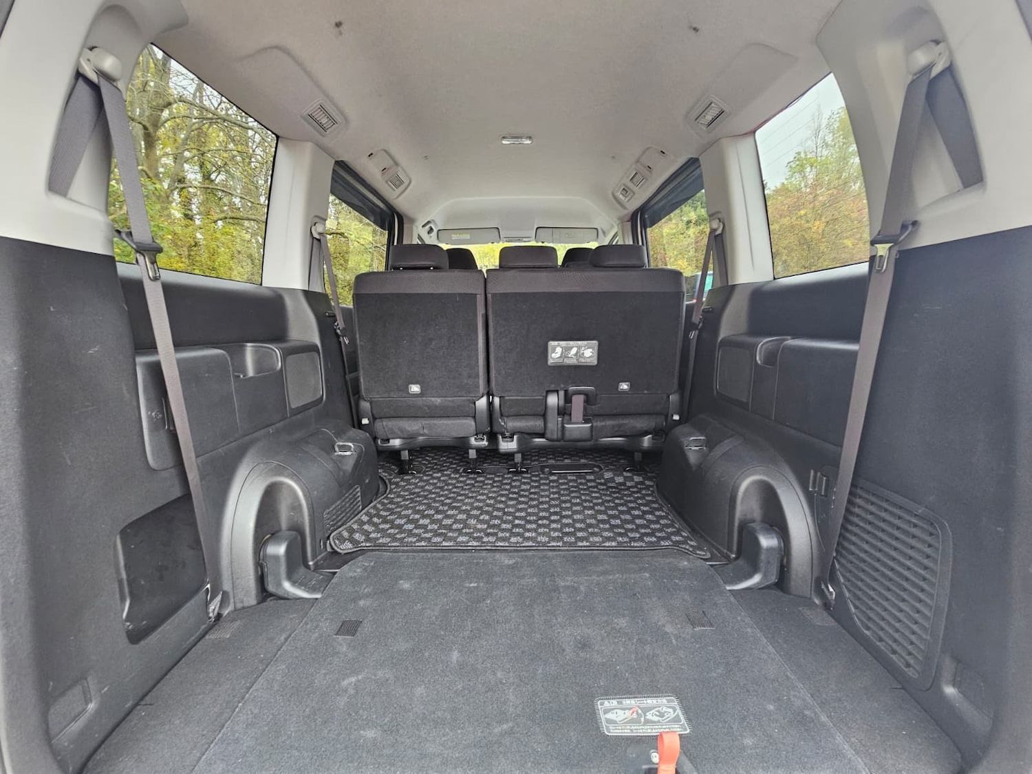 Used Honda Stepwagon 2024 for sale - 76414997: Photo 30