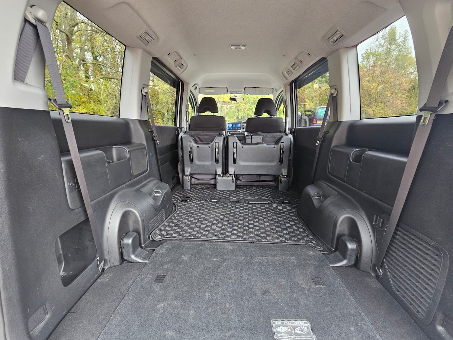 Used Honda Stepwagon 2024 for sale - 76414997: Photo 31