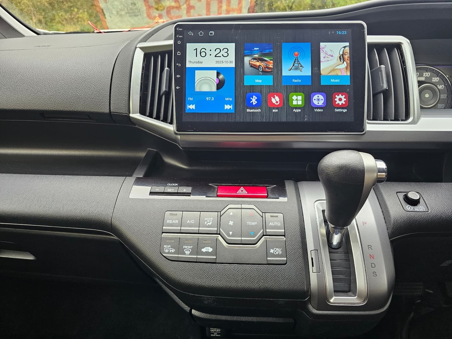 Used Honda Stepwagon 2024 for sale - 76414997: Photo 33