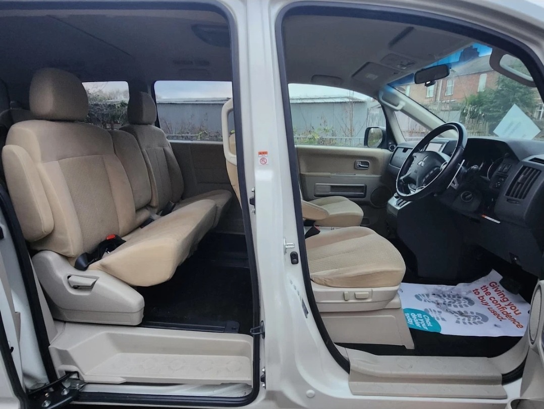 Used Mitsubishi Delica 2010 for sale - 76101321: Photo 10