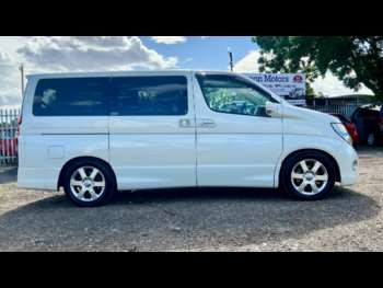 Used Nissan Elgrand 2009 for sale - 71565737: Photo