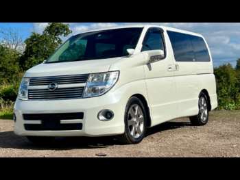 Used Nissan Elgrand 2009 for sale - 71565737: Photo