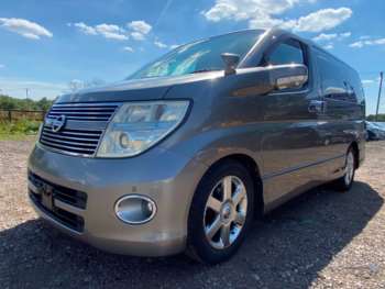 Used Nissan Elgrand 2009 for sale - 63821368: Photo