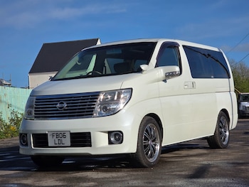 Used Nissan Elgrand 2008 for sale - 79218700: Photo