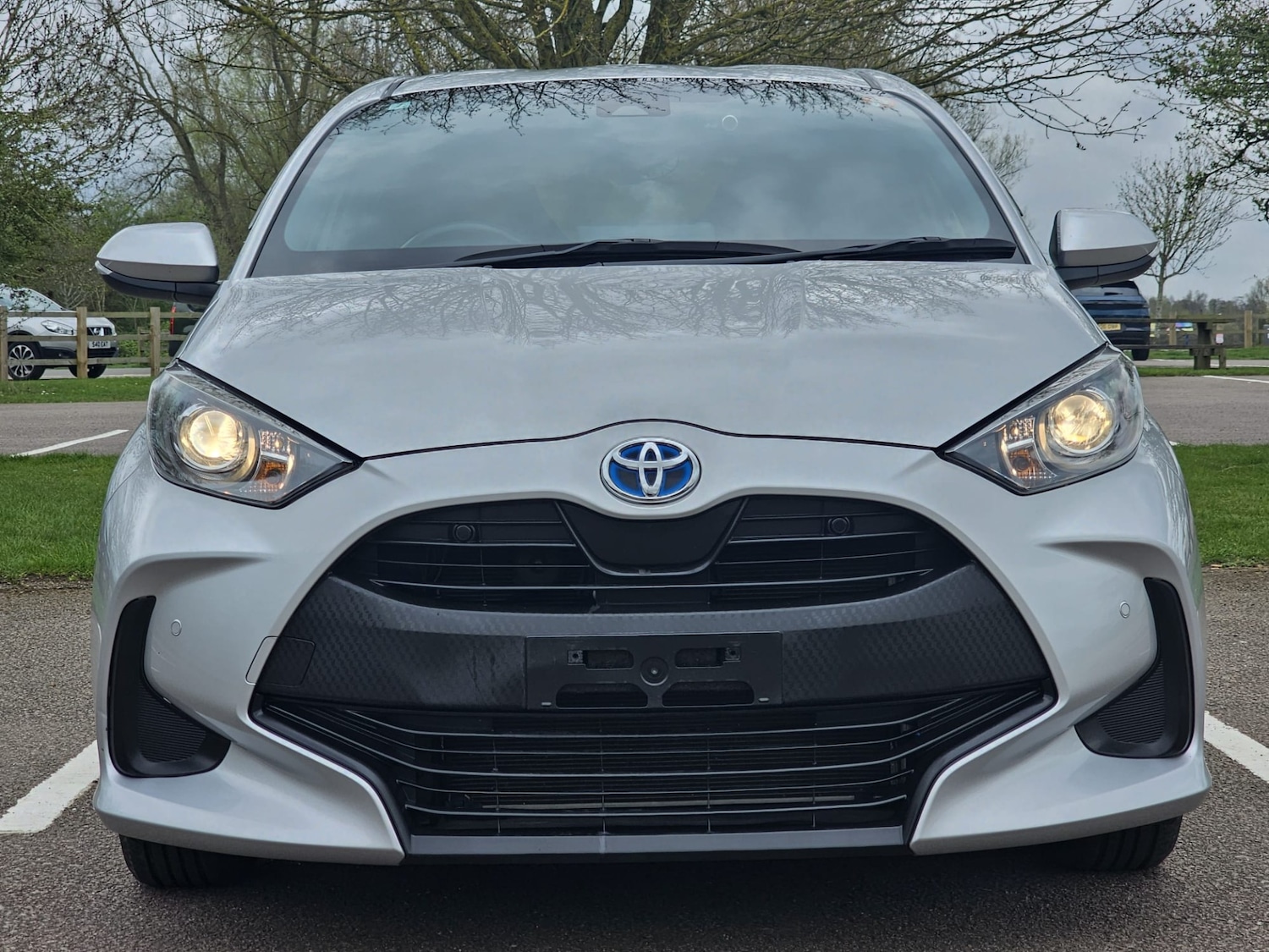 Used Toyota Yaris for sale - 78092769: Photo 2