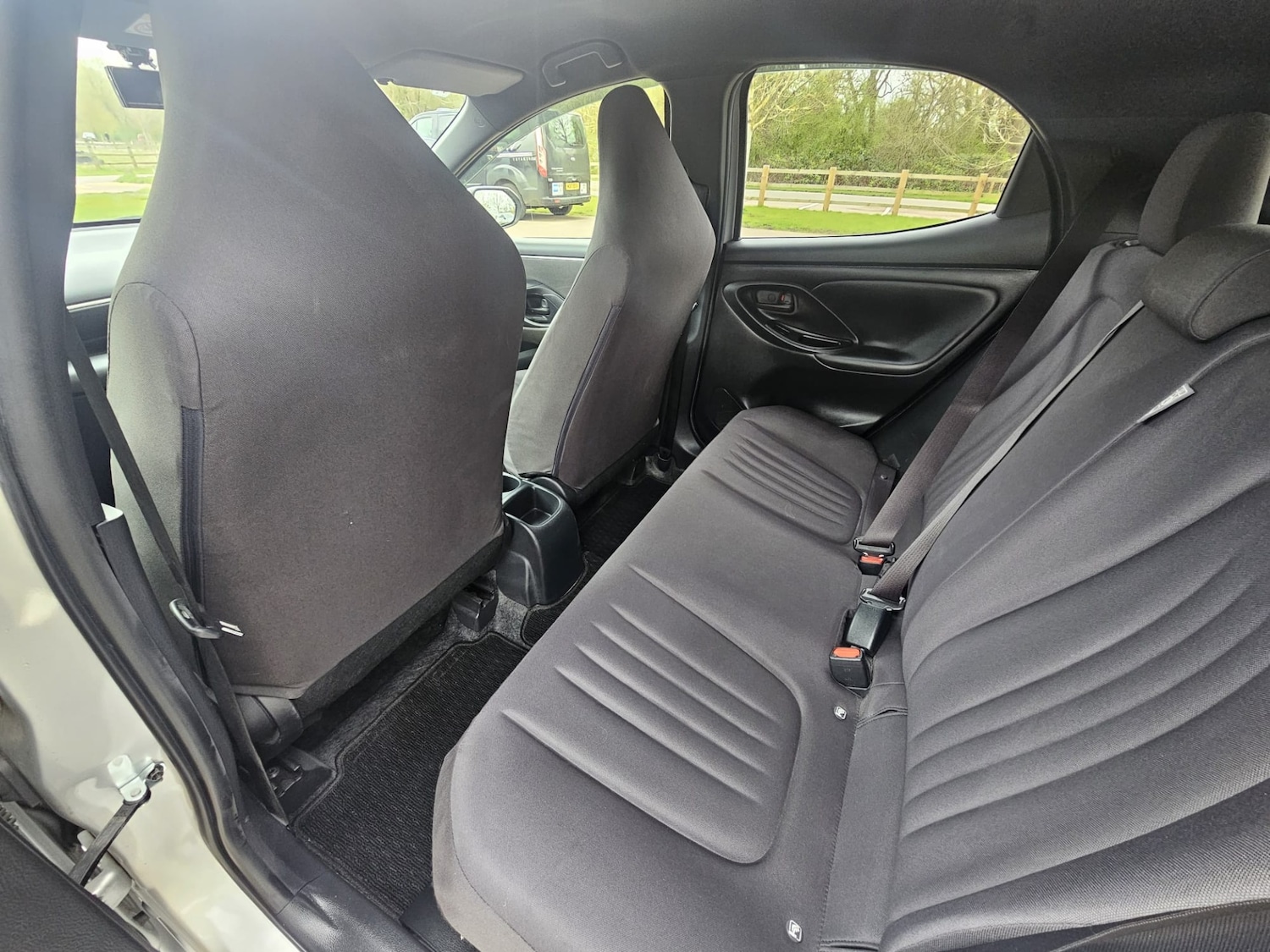 Used Toyota Yaris for sale - 78092769: Photo 24