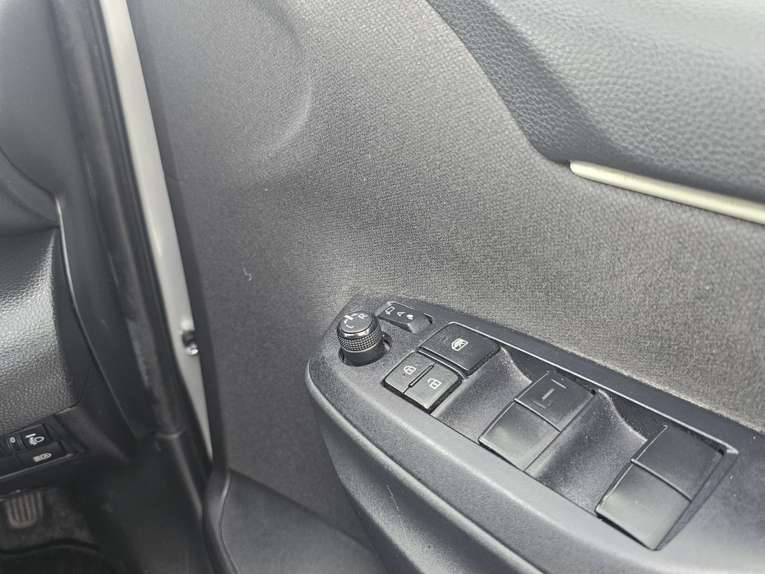 Used Toyota Yaris for sale - 78092769: Photo 37