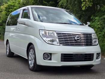 Used Nissan Elgrand 2008 for sale - 71762602: Photo