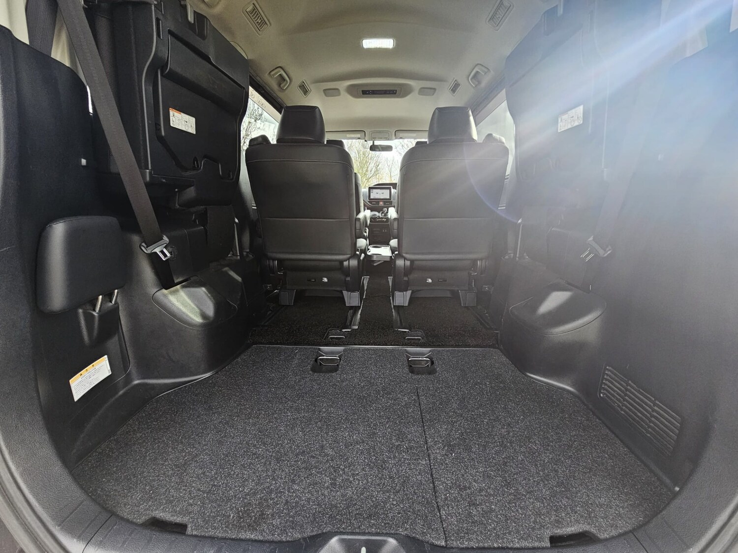 Used Toyota Voxy for sale - 77888709: Photo 33