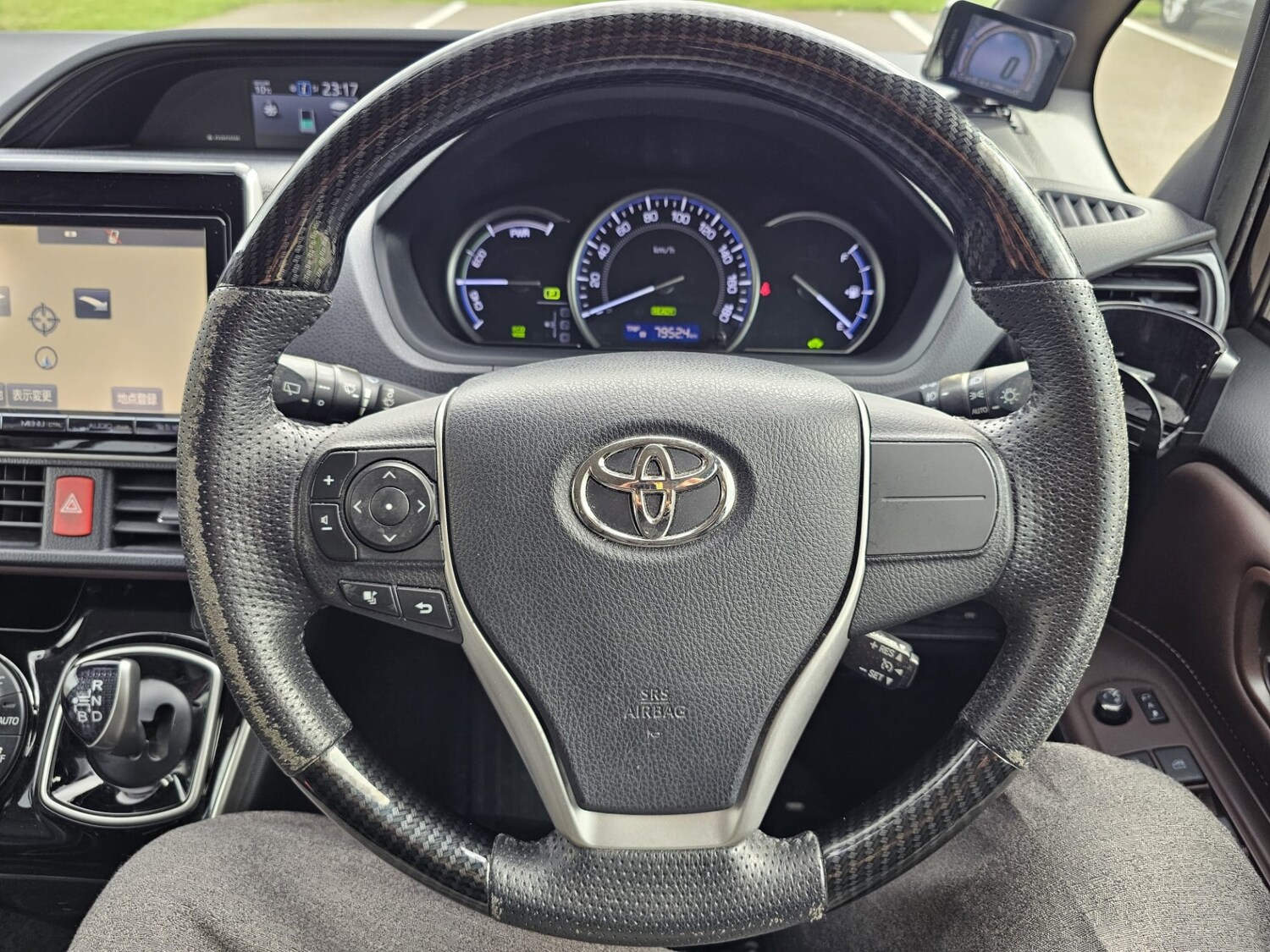 Used Toyota Voxy for sale - 77888709: Photo 35