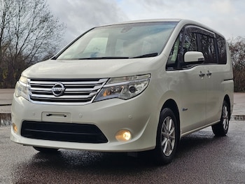 Used Nissan Serena 2015 for sale - 76845986: Photo