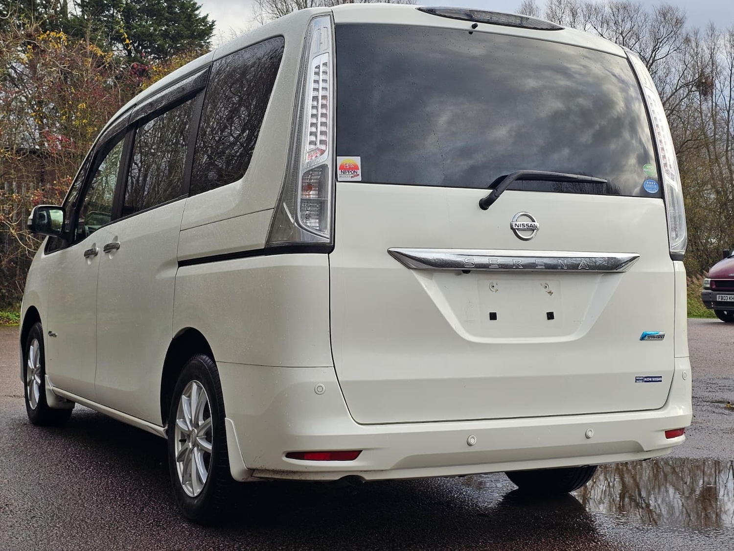 Used Nissan Serena for sale - 76845986: Photo 5