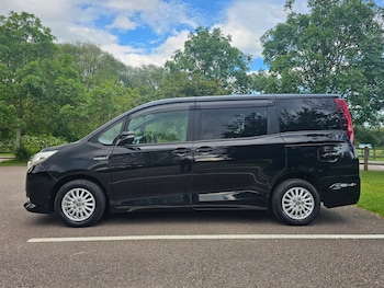 Used Toyota Noah 2015 for sale - 78894661: Photo