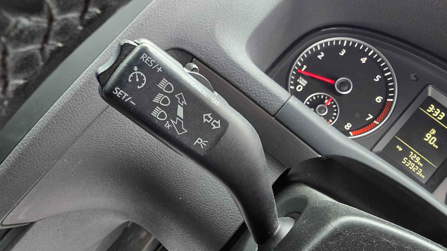 Used Volkswagen Touran 2012 for sale - 76293402: Photo 27