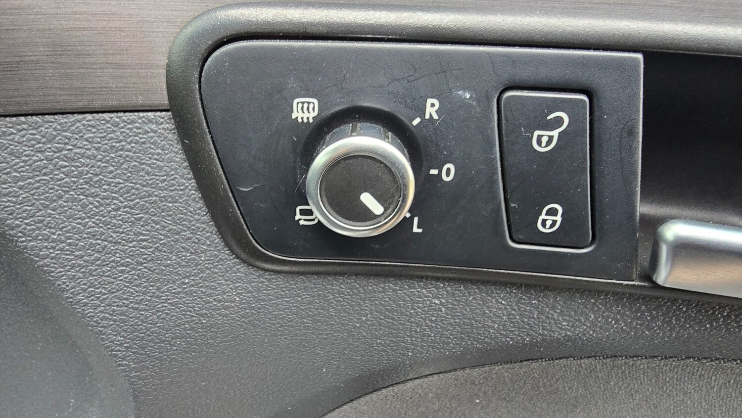 Used Volkswagen Touran 2012 for sale - 76293402: Photo 30