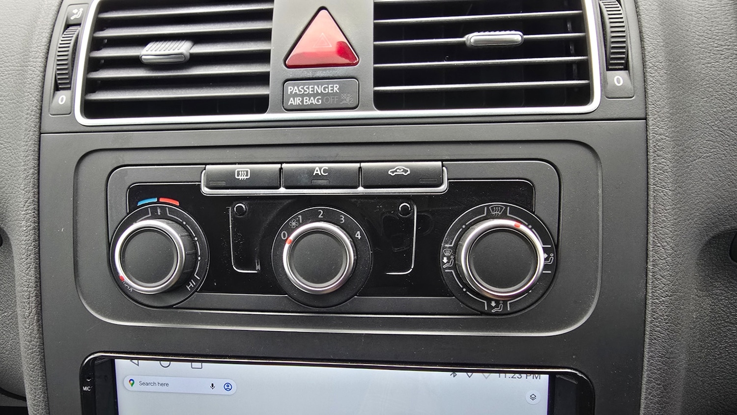 Used Volkswagen Touran 2012 for sale - 76293402: Photo 34