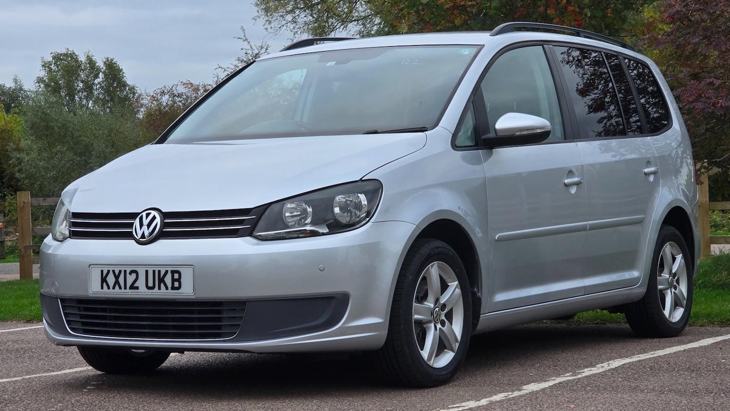Used Volkswagen Touran 2012 for sale - 76293402: Photo 4