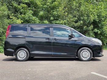 Used Toyota Noah 2016 for sale - 79043372: Photo