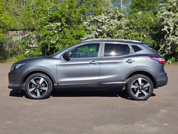 Used Nissan Qashqai 2017 for sale - 78611889: Photo