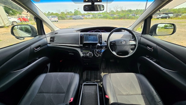 Used Toyota Estima 2024 for sale - 75018575: Photo 8
