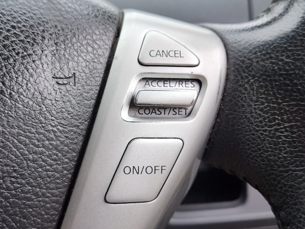 Used Nissan Serena 2013 for sale - 70042978: Photo 18
