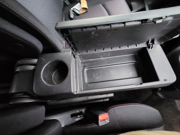 Used Nissan Serena 2013 for sale - 70042978: Photo 24