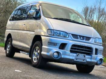 2005 (05) - Active Field Edition 4X4 4-Door
