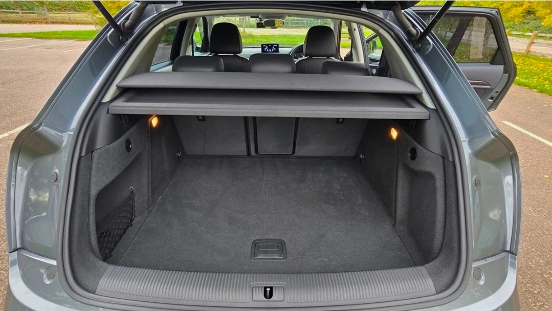 Used Audi Q3 for sale - 76837236: Photo 15