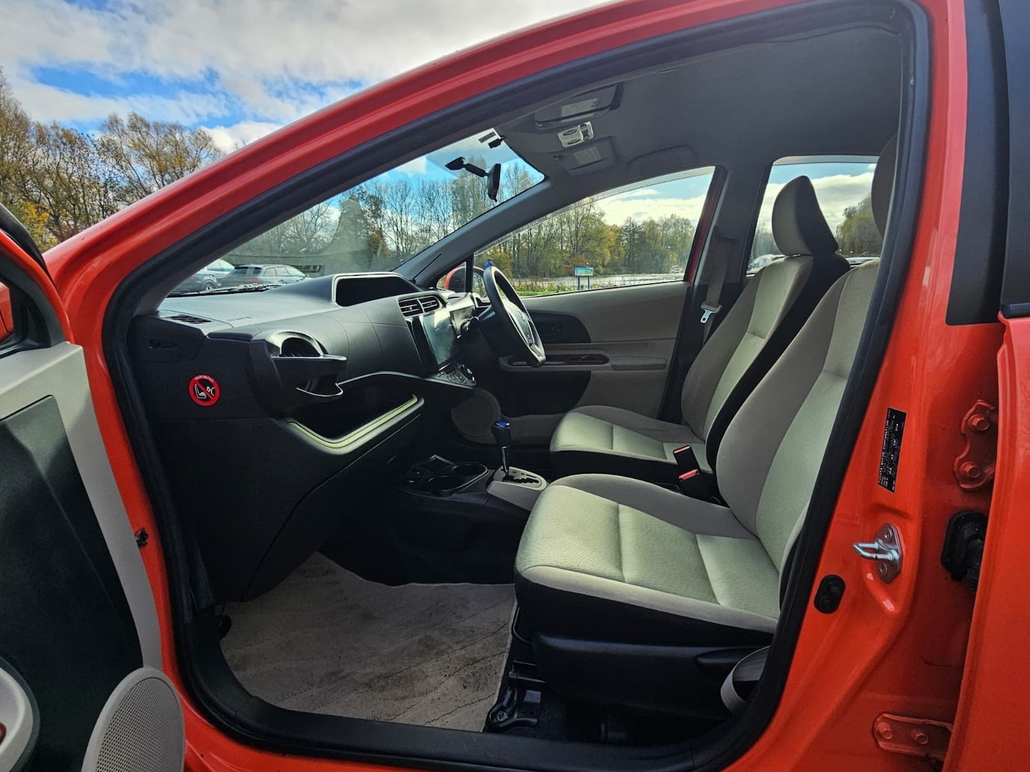 Used Toyota Aqua 2023 for sale - 76518108: Photo 12