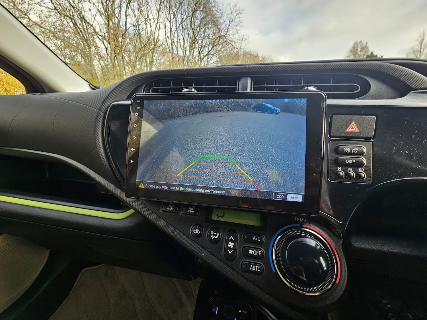 Used Toyota Aqua 2023 for sale - 76518108: Photo 26