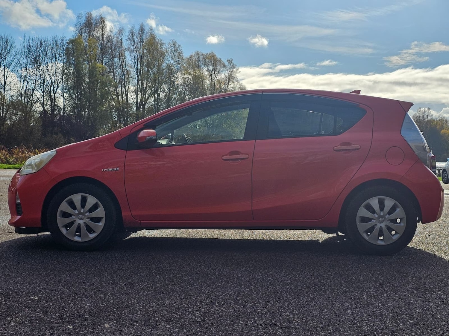 Used Toyota Aqua 2023 for sale - 76518108: Photo 4